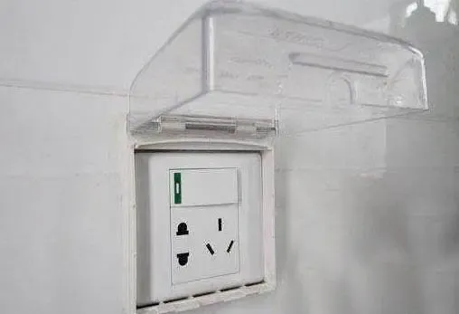 英式防水插座一般多少钱?(图1)
